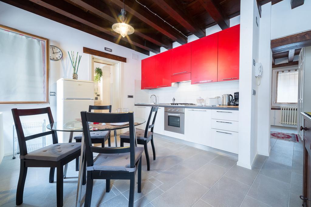 Appartement Ve.N.I.Ce Cera Casa Santo Stefano à Venise Extérieur photo